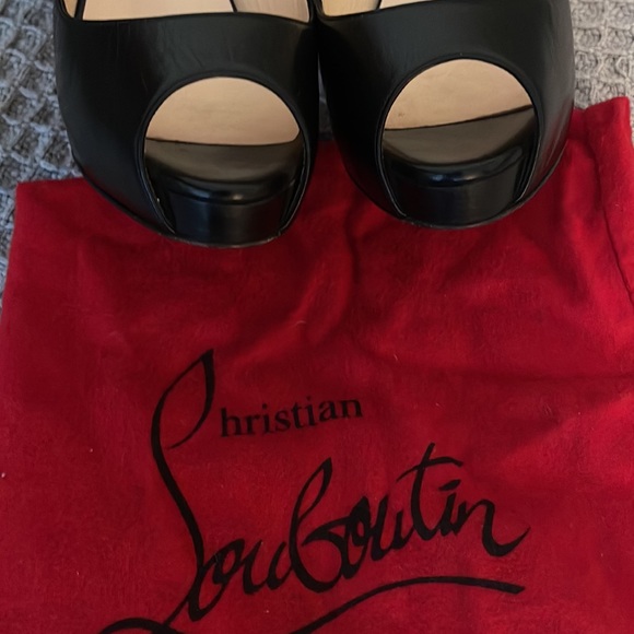 Christian Louboutin Black  Leather  Peep Toe Slingback Sandals 40.5 - Picture 6 of 12